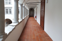 Opecni-tlakovci-Grad-Borl-Arkade-1-scaled
