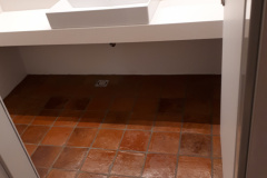 Opecni-tlakovci-Grad-Borl-sanitarije-scaled